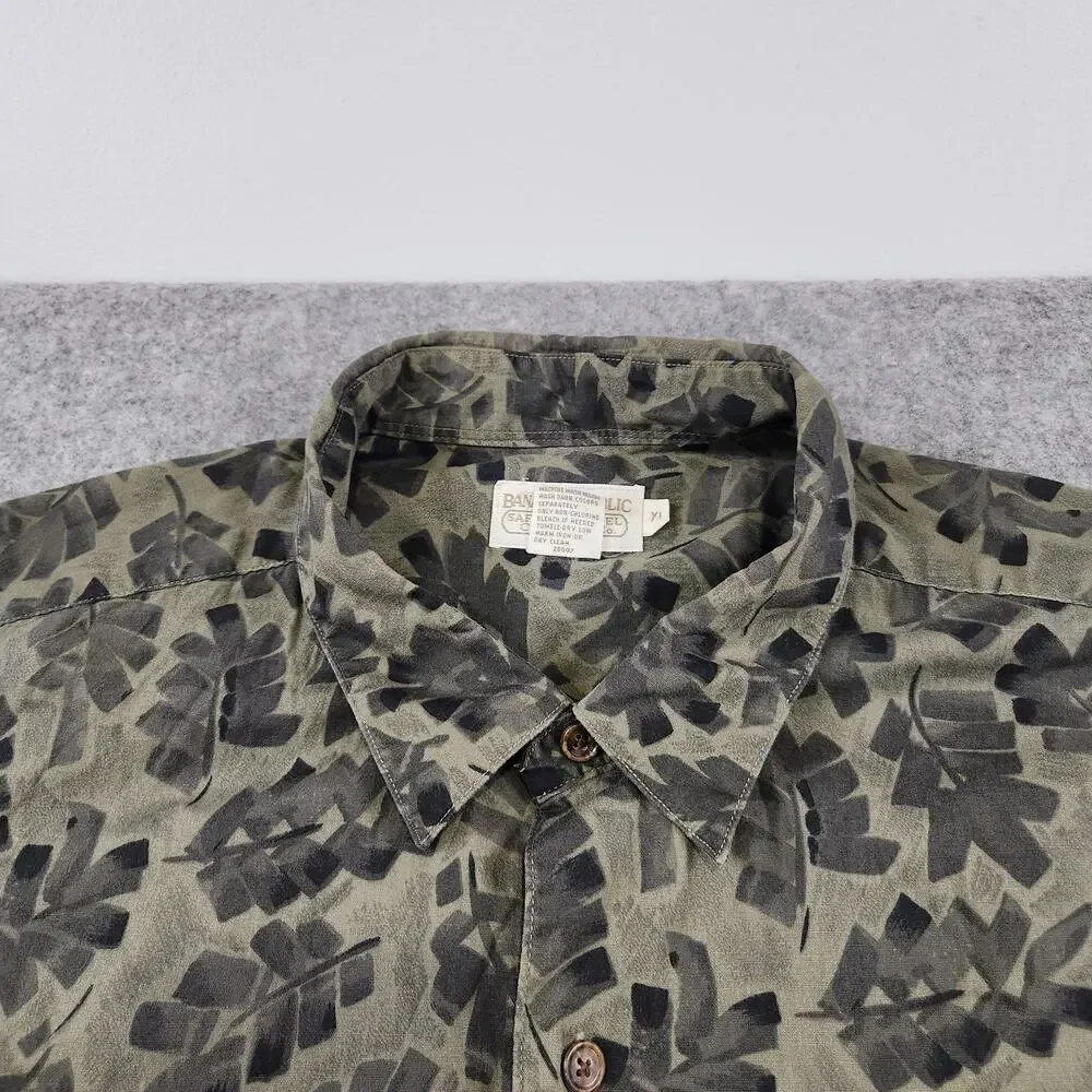 VTG Banana‎ Republic Shirt Mens XL Green Leaf Short Sleeve Button Up Tropical